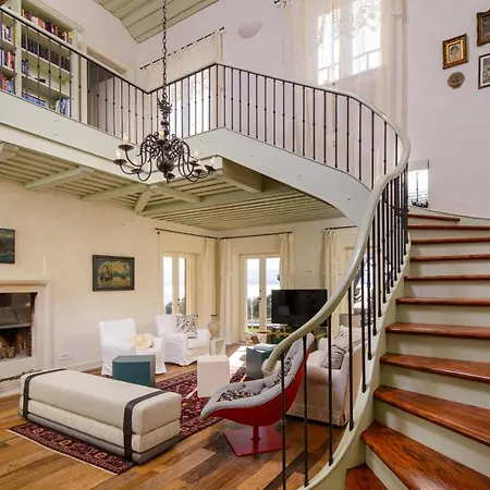 Avola Exclusive Access Villa *