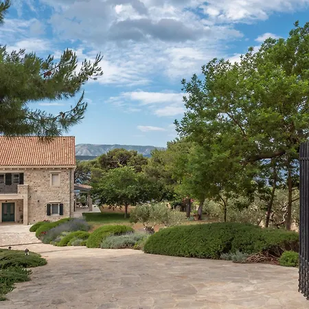 Avola Exclusive Access Villa