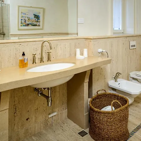 Vila Avola Exclusive Access